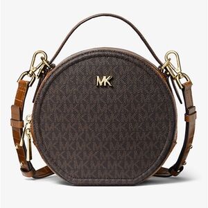 Delaney Medium Logo Canteen
Crossbody Bag | Michael Kors